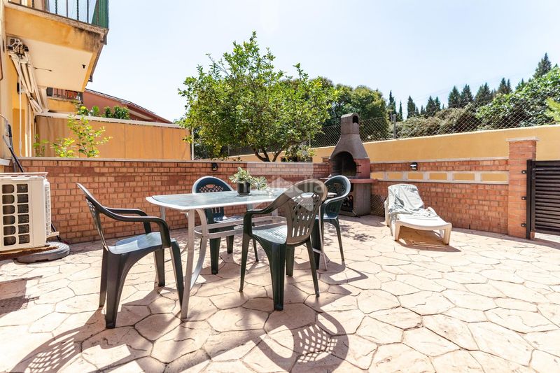 Foto b9e9d10a-2cc7-406f-b192-905a79f8772c. Casa aparellada amb calefacció aparcament piscina a Mont-roig del Camp