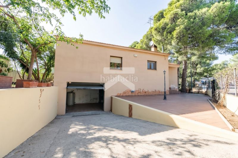 Foto ee39462f-6266-47ad-ada8-e852d37663b3. Chalet with heating parking pool in Almoster