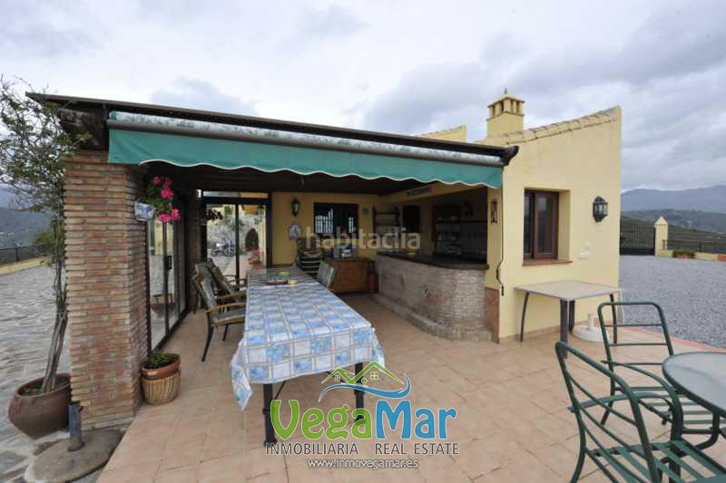 Foto 8d1e2692-68f0-450d-8ad8-20612674456c. Terrain résidentiel dans Almuñecar centro Almuñécar