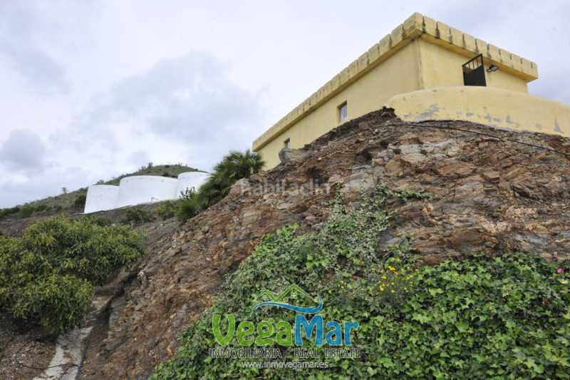 Foto ec8e1a91-2b45-48c6-8053-bf2236e1c50a. Terrain résidentiel dans Almuñecar centro Almuñécar