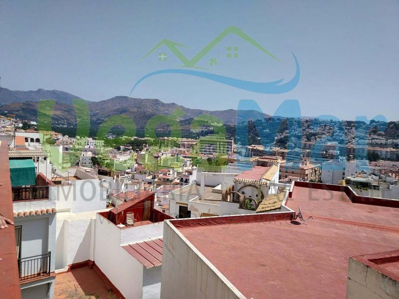 Foto de34d218-b00e-46df-be0c-e94a17b6fe6a. Casa en Almuñecar centro Almuñécar