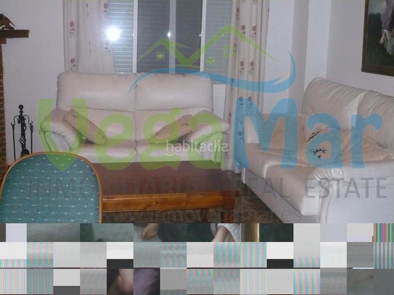 Foto 6cc48b27-e2e6-4127-a550-87adb9282e58. Masía referencia f409
se vende cortijo en cazulas (otivar). esta parcela de 50.000m2 contiene jardines, frutales y olivos. en ella está en Otívar