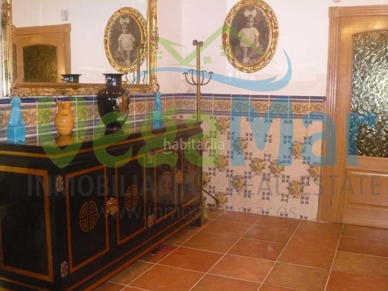 Foto f7861fed-0320-4d21-9ec5-c6ee434b053b. Masía referencia f409
se vende cortijo en cazulas (otivar). esta parcela de 50.000m2 contiene jardines, frutales y olivos. en ella está en Otívar