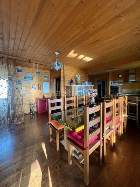 Foto c4c84384-f9a2-4d3a-bed5-728c33485961. Masia amb piscina a Jete