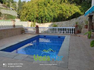 Casa  N/a. Se vende espectacular chalet con ref. 1500 en cotobro en almuñec