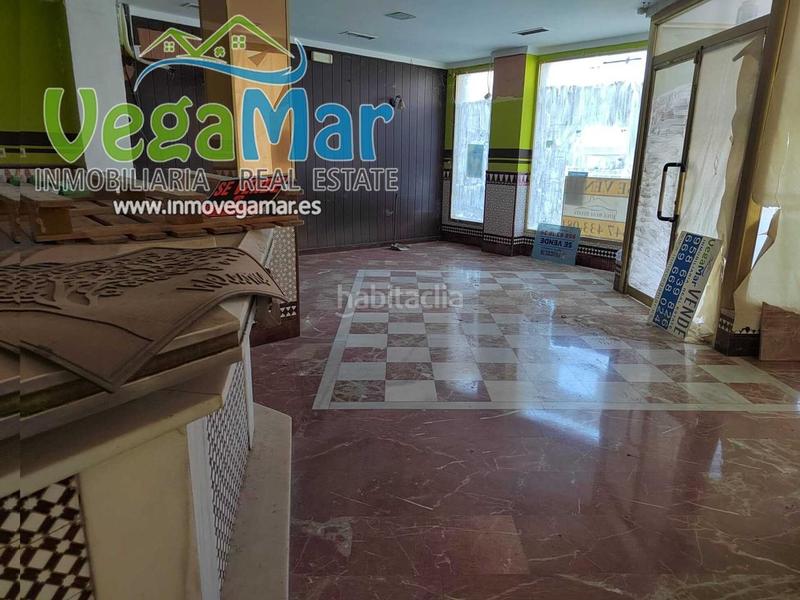 Foto e6218bf5-78b2-4809-be19-0b3110ac6c4a. Local comercial a Almuñecar centro Almuñécar