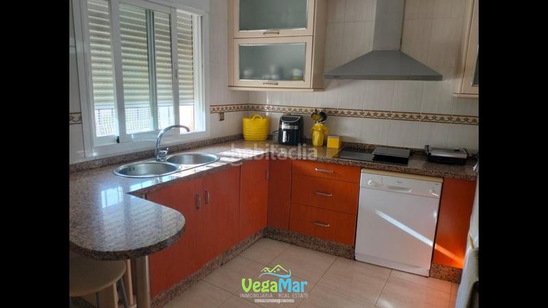 Foto c27cd2a2-41c3-4f7b-ae0e-c2c3abbf8f3b. Casa amb aparcament a Cotobro Almuñécar