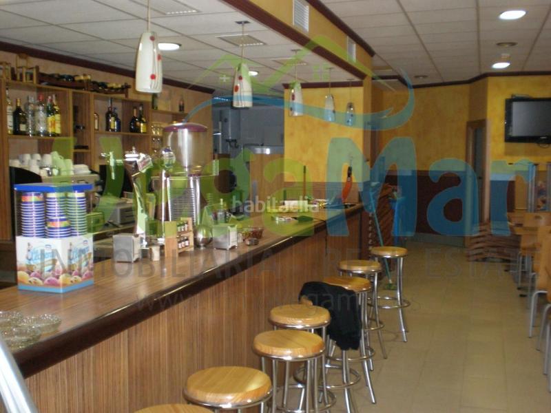 Foto d89638d5-e733-496f-8147-535e7602be0e. Local comercial a Almuñecar centro Almuñécar