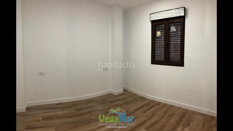 Foto 4012f842-73bb-4cb8-bb0c-f493a4e0ab67. Casa in Almuñecar centro Almuñécar