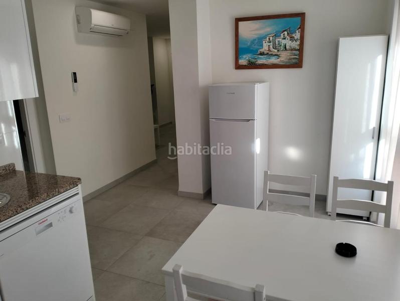 Foto 2e1aad4f-251f-4e43-88eb-fe78a638bd38. Alquiler piso se alquila apartamento en el centro, almuñecar en Almuñécar
