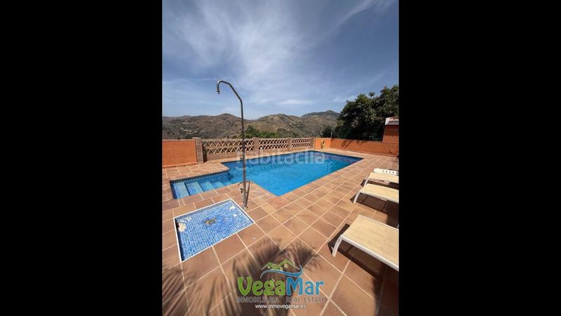 Foto 65284e09-46d8-4aa5-b2b7-0cc0429d5824. Country house with parking pool in Jete