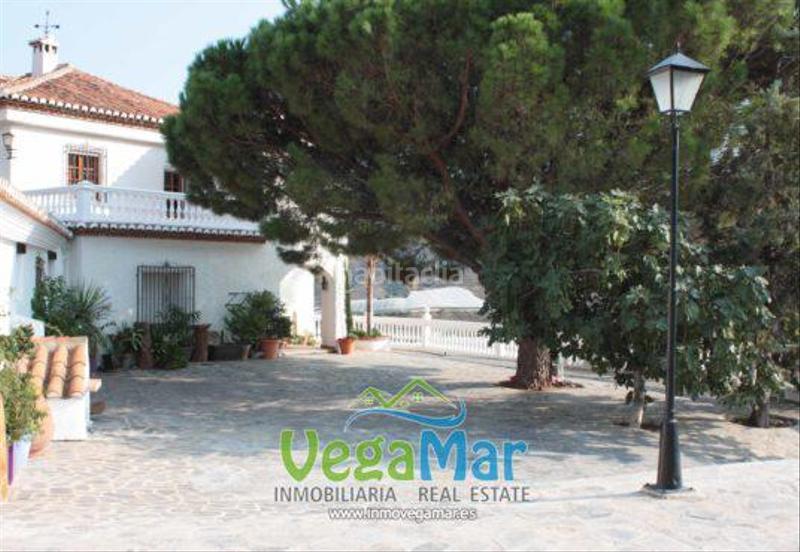 Foto ab515c2c-c067-49e5-a600-9145b1a49cd8. Casa con parcheggio piscina in Ítrabo