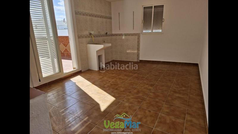 Foto 067777e1-42b3-4cdd-9a55-127466ef3bb0. Casa in Almuñecar centro Almuñécar