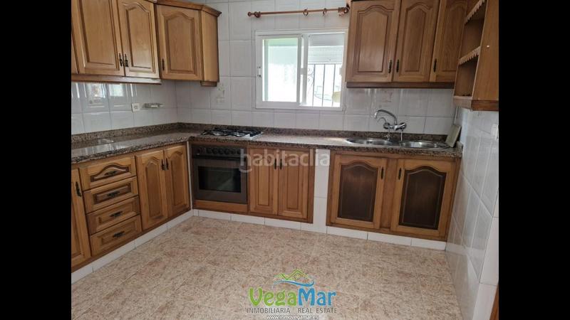 Foto 58e29ccd-f821-4a42-b62c-20142fa01340. Casa in Almuñecar centro Almuñécar