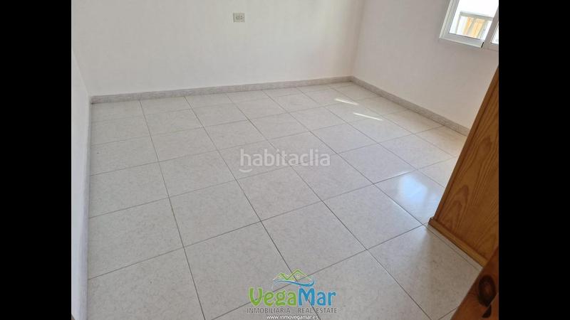 Foto 9613ee66-b720-443b-8395-c3f79ad309dc. Casa in Almuñecar centro Almuñécar