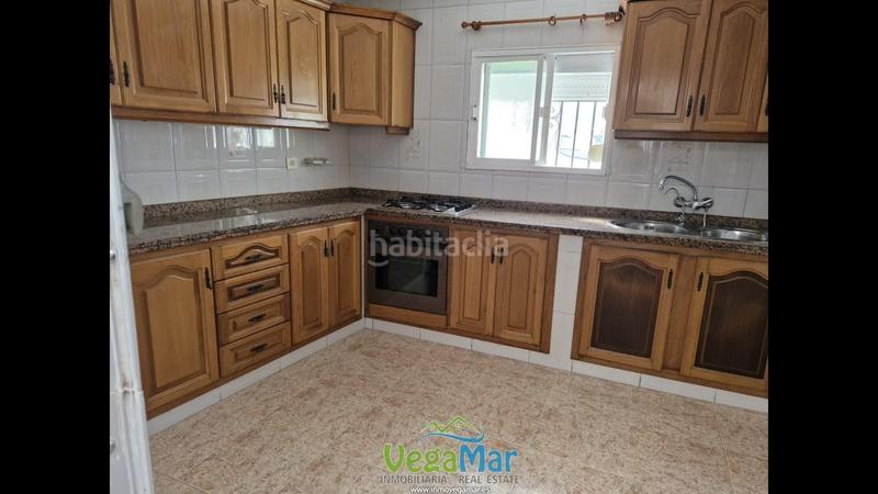 Foto 9614c2e6-86eb-4a8f-bb81-88bd2c2de59a. Casa in Almuñecar centro Almuñécar