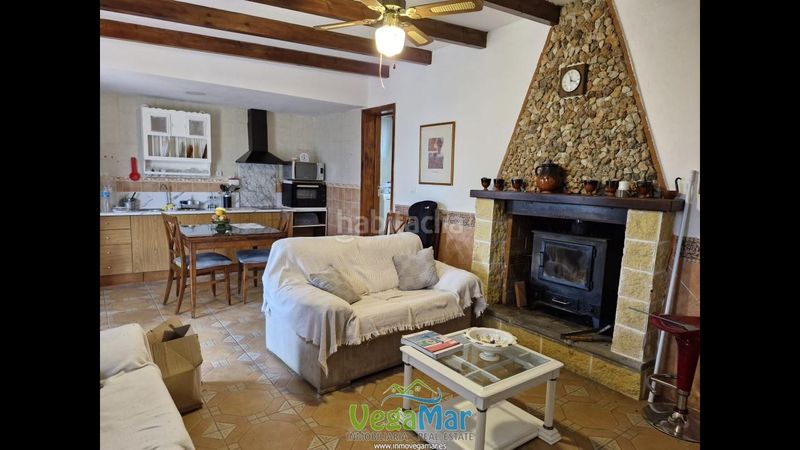 Foto cc98a9b0-c6a3-4e67-bd72-42a5db865361. Maison avec parking piscine dans Ítrabo