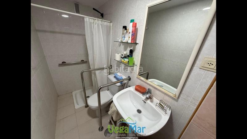 Foto bb4c9564-47a7-48a3-8050-12b6e6bbb971. Alquiler piso en Almuñecar centro Almuñécar