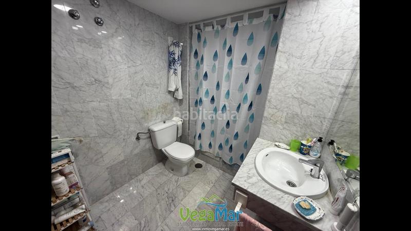 Foto e2b53d56-e13d-4485-aadc-342f28b43866. Alquiler piso en Almuñecar centro Almuñécar