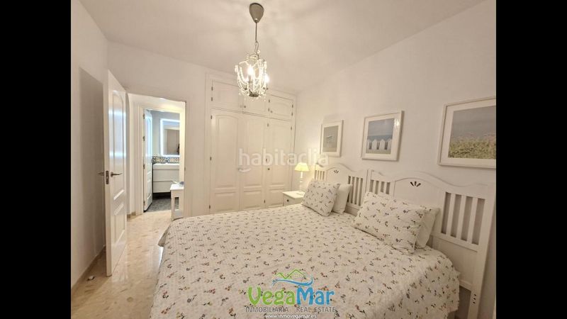 Foto 6e6eddde-2f5b-4676-9988-d9ec3a632475. Lloguer pis amb aparcament a La Herradura Almuñécar