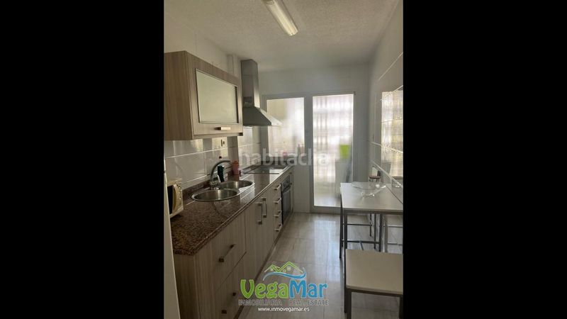 Foto ca17cccc-9447-47d7-8dc2-613973fac581. Rent flat in Almuñecar centro Almuñécar