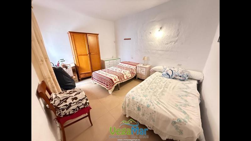 Foto 83ec1cf7-a5c8-40b5-896e-8e67c6bd836c. Casa en Almuñecar centro Almuñécar