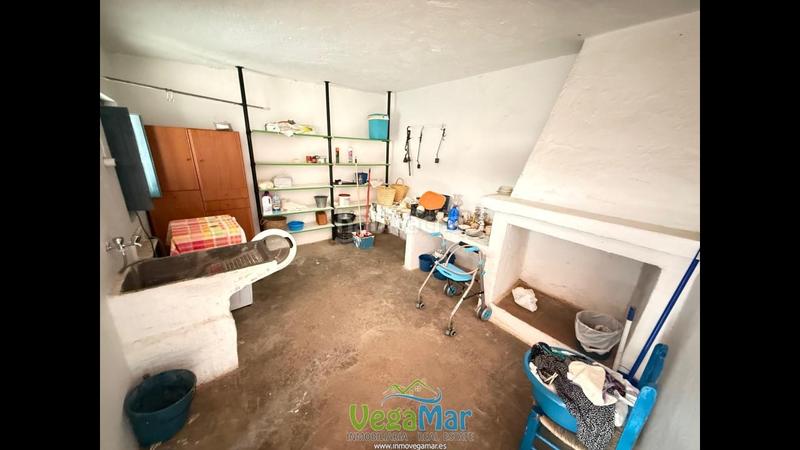 Foto d0f1f36f-e0d3-4757-a695-fb55a4ca8a9d. Casa en Almuñecar centro Almuñécar