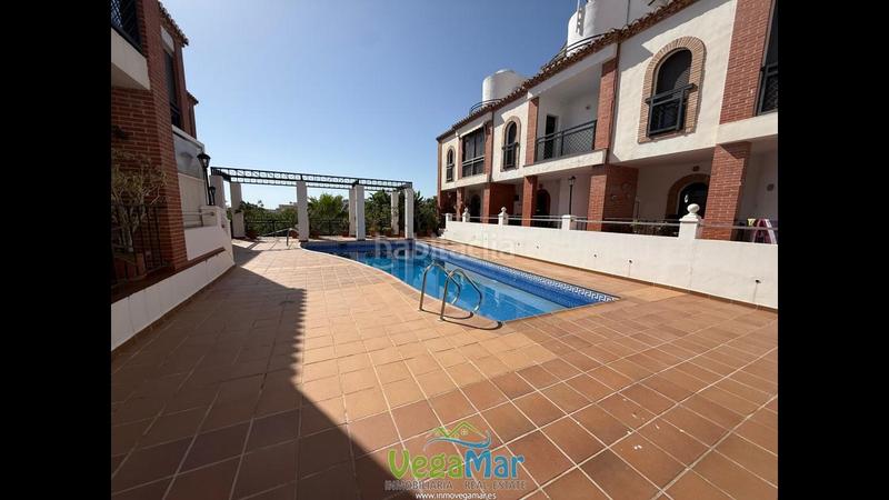 Foto 11ca48ab-d350-4a31-9211-823ab2554061. Duplex avec parking dans Almuñecar centro Almuñécar