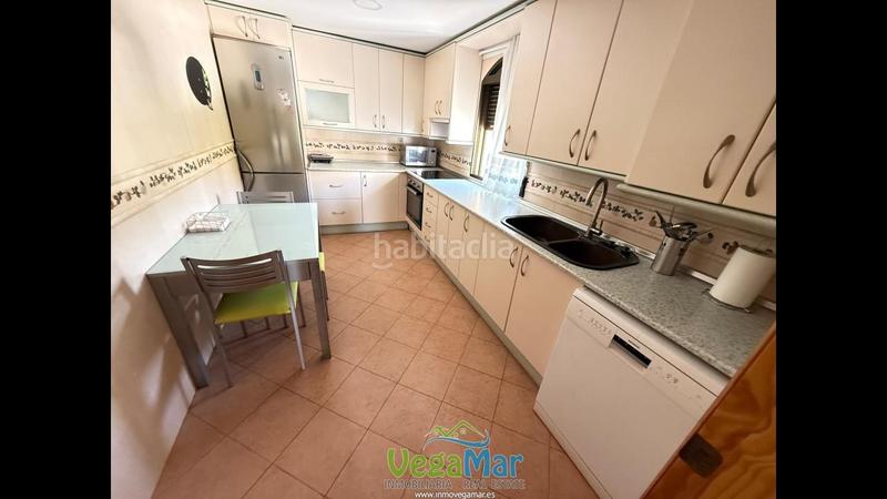 Foto 2a87976a-ebbd-49df-b5f3-98914478d040. Duplex avec parking dans Almuñecar centro Almuñécar