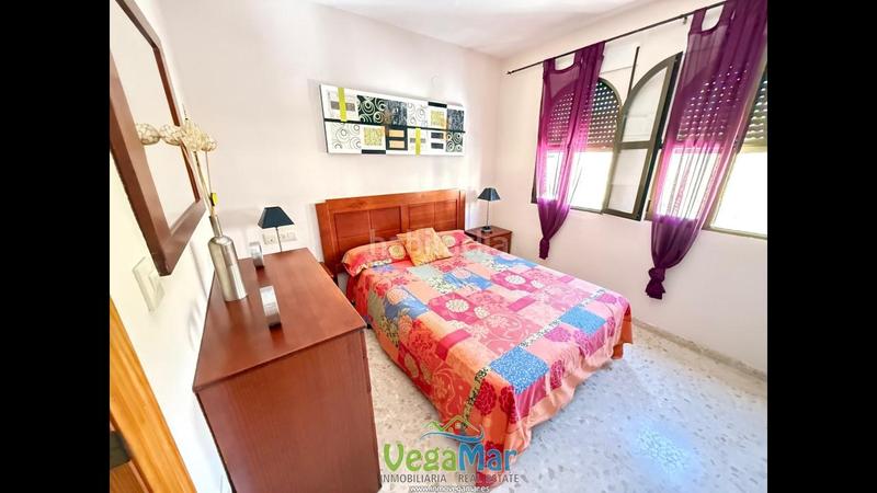 Foto abcc52af-0fd5-49a5-91e0-a66285e50f05. Duplex avec parking dans Almuñecar centro Almuñécar