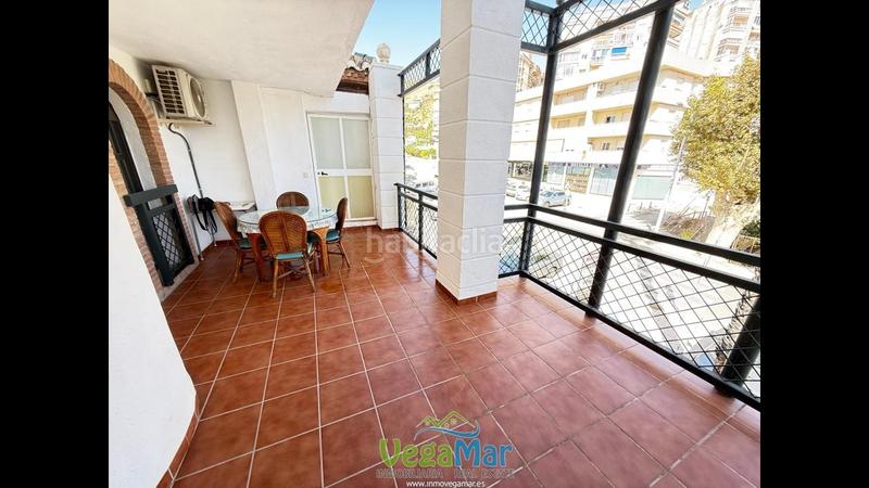 Foto dd71b8f2-bda4-4494-b713-ee5c66883477. Duplex avec parking dans Almuñecar centro Almuñécar