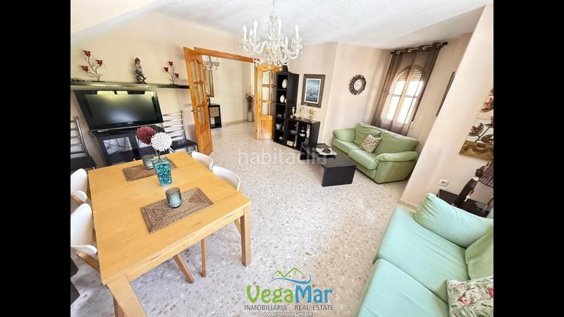 Foto efcaea3d-d59e-4a19-bc63-70ec41a3b298. Duplex avec parking dans Almuñecar centro Almuñécar