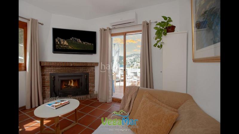 Foto 63560f99-b7a4-4f41-8330-85306f849c3c. Maison avec parking piscine dans La Herradura Almuñécar