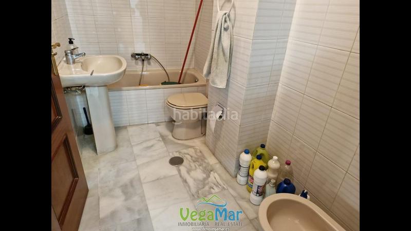 Foto 88d67c25-c6e0-477f-91df-a62c9a9451d9. Piso en Almuñecar centro Almuñécar