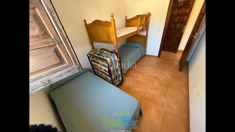 Foto c9f40e96-6a17-41ff-b011-1c0ed02639da. Masia amb piscina a Otívar