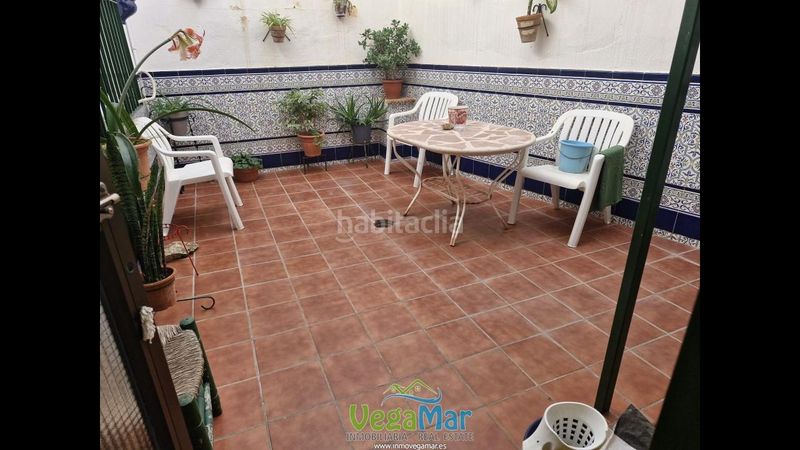 Foto 47ef9e73-f920-4bc5-b233-77142c3073a1. Casa amb aparcament a Motril ciudad Motril