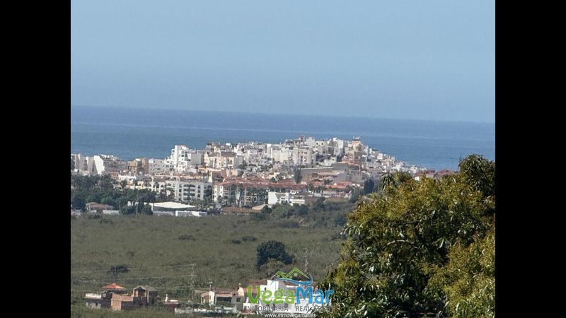 Foto af2a32d1-f68d-46b6-87eb-545b2dd29746. Masia amb piscina a Ítrabo