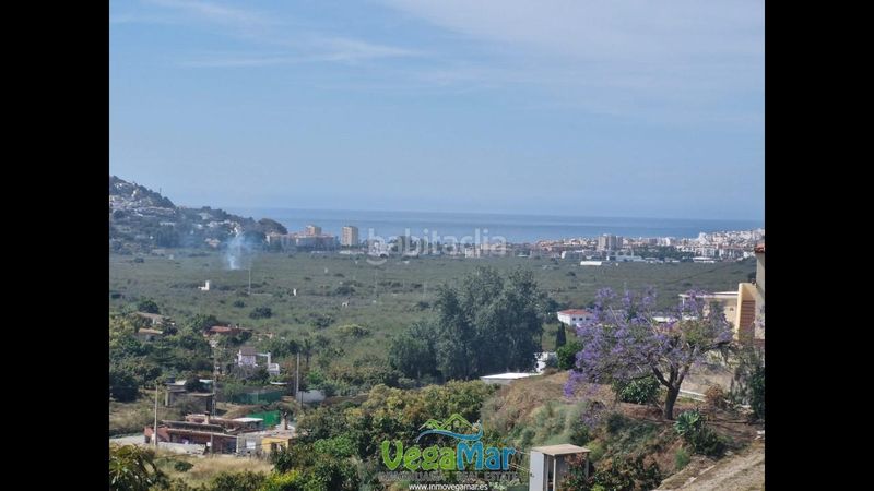 Foto e589ef71-c8e1-4f96-8ac9-a7da0f5e1c39. Masia amb piscina a Ítrabo