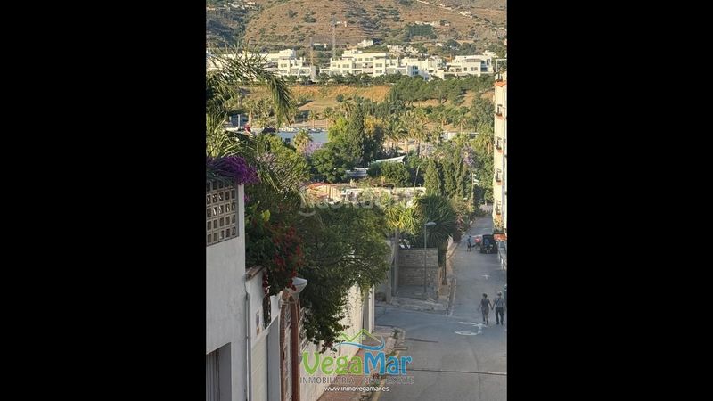 Foto e140bffb-d386-4b40-bc93-0d8316cef77c. Rent flat in Velilla - Velilla Taramay Almuñécar