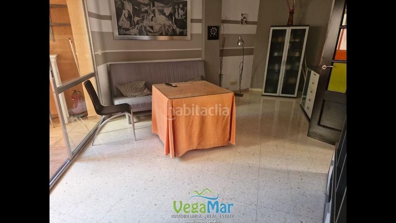 Foto e6c1bd6b-aa67-497a-8f0e-5f660367514c. Piso en Almuñecar centro Almuñécar