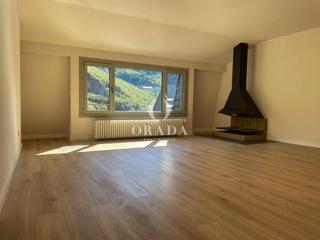 Miete Dachwohnung  Meritxell. Ático en alquiler en el centro de andorra la vella