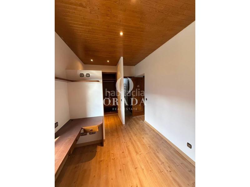 Foto 53d8defa-e595-423c-90b9-43ada63004e2. Xalet amb calefacció aparcament a Centro Andorra la Vella