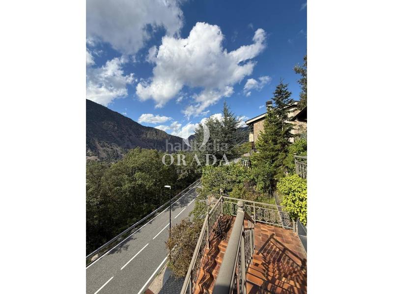 Foto 7dfe6f00-ad45-46b6-9ef5-9f95943efa12. Xalet amb calefacció aparcament a Centro Andorra la Vella