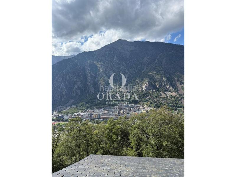 Foto daf0b0f1-9d5e-44b0-a704-e337e84ed46f. Xalet amb calefacció aparcament a Centro Andorra la Vella