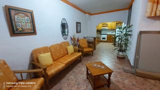 Casa  N/a. Amplia vivienda en la aldea de san nicol�s