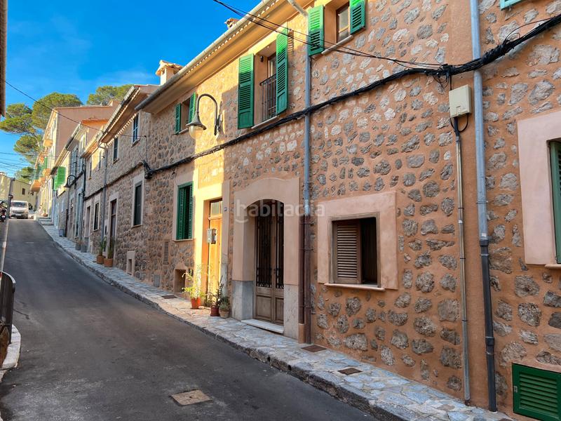 Foto 337aa5fa-f6c4-4d5a-8eff-e26c9f3d21be. Edifici a carrer de santa apol·lonia 6 a Sóller