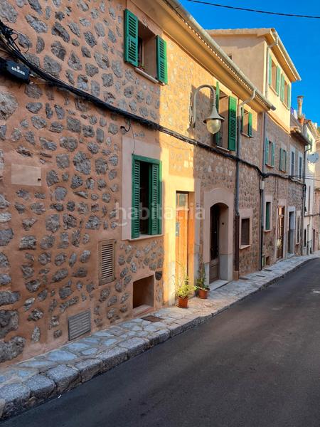 Foto 4d45f23a-73e4-4253-9cf0-43a58b6fc3d0. Edifici a carrer de santa apol·lonia 6 a Sóller