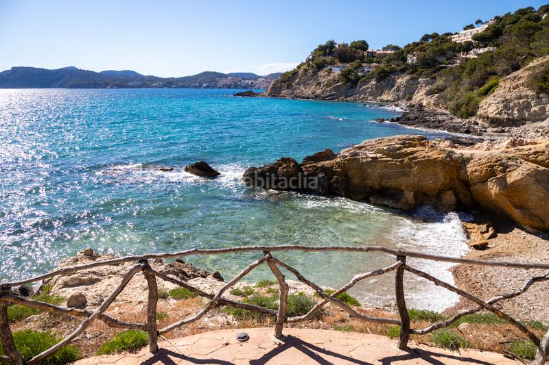 Foto f9afcaa4-fd67-416a-9a2f-02f7d3740100. Xalet amb calefacció aparcament piscina a Costa de la Calma Calvià