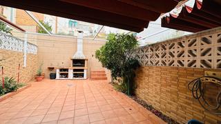 Casa a schiera  Carrer mallorca. Exclusiva casa unifamiliar en el corazón de sant boi