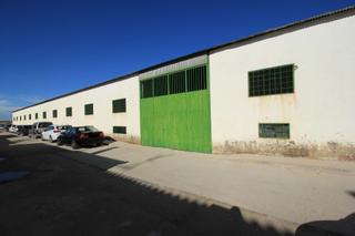 Nau industrial a Cuevas 28. Nave en la localidad de borox toledo